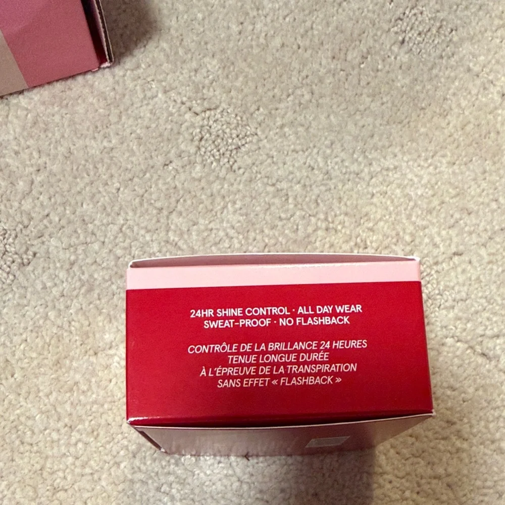 ONE/SIZE Ultimate Setting Powder in Ultra Pink - Picture 4 of 4